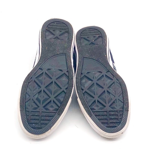 Converse Chuck Taylor Low Top Sneakers - Picture 6 of 8